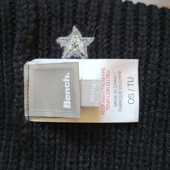 Bench beanie hat, black with silver stars - Picture 3 of 4